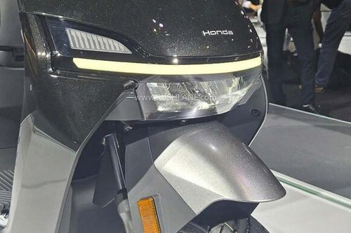 Trải nghiệm xe máy điện Honda giá 36,7 triệu đồng, đi 145km/lần sạc, cốp rộng 32 lít về đại lý