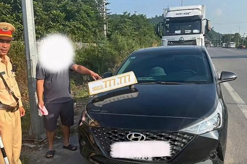 Lái xe bị phạt tới 14 triệu đồng khi chạy xe biển trắng thu 120.000 đồng của khách