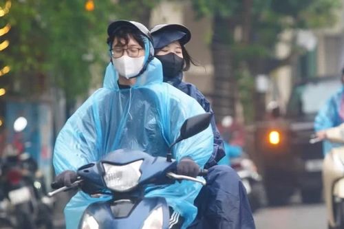 Ngày mai Hà Nội chuyển mưa và giảm nhiệt mạnh, sáng thứ Hai còn mưa không?