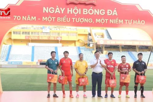Ngày hội ngộ của những thế hệ bóng đá CLB Công an Hà Nội trên sân Hàng Đẫy
