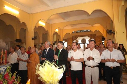 TP.HCM: Tưởng niệm 593 năm ngày mất Đức Thái tổ Cao Hoàng đế Lê Lợi