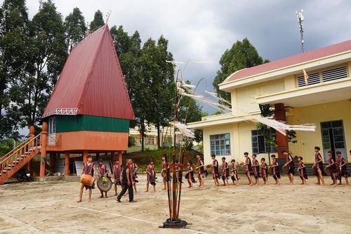 Giữ nhịp chiêng giữa đại ngàn Tây Nguyên