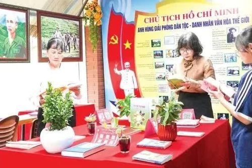 Học Bác gắn với thực hành, tạo động lực phát triển