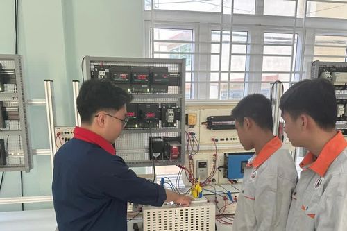 Quảng Trị tháo gỡ khó khăn, nâng cao chất lượng giáo dục nghề nghiệp