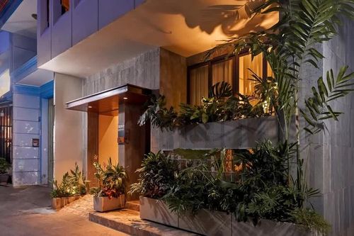 Cải tạo nhà cũ thành nơi ở kết hợp làm việc