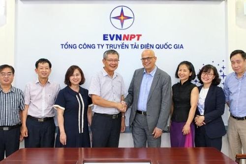 EVNNPT chủ động đa dạng hóa nguồn vốn, tạo nguồn lực phát triển lưới truyền tải điện đến năm 2030