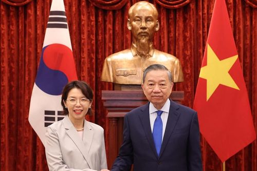 10 đại sứ trình Quốc thư lên Tổng Bí thư, Chủ tịch nước