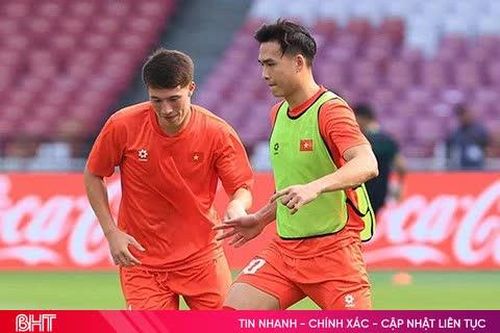 Việt Anh, Hoàng Hên nguy cơ lỡ trận Việt Nam - Malaysia