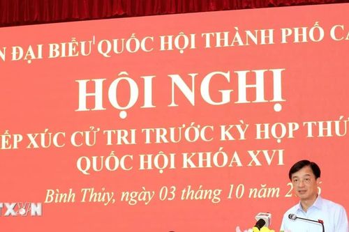 Trưởng Ban Tổ chức Trung ương Nguyễn Duy Ngọc tiếp xúc cử tri thành phố Cần Thơ