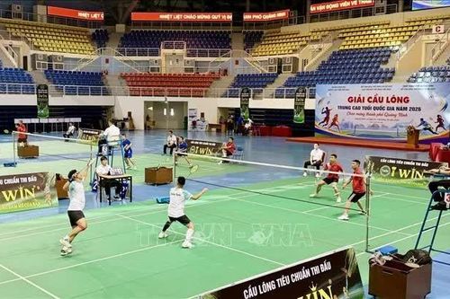 Khai mạc Giải Cầu lông trung cao tuổi quốc gia năm 2026