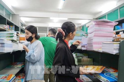 Rà soát, bổ sung và hoàn thiện sách giáo khoa để sử dụng từ năm học 2028 - 2029