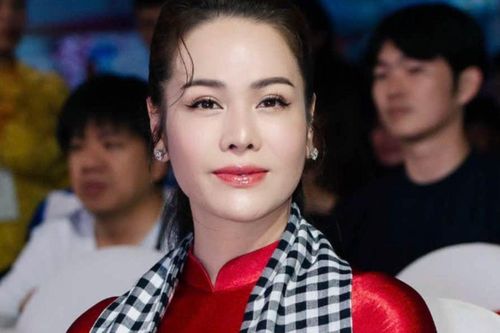 Nhật Kim Anh đã dũng cảm đi tìm hạnh phúc sau 10 năm