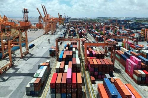 Tăng trưởng hai con số và phép nhân của liên kết vùng