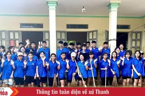 Xung kích trong mưa bão
