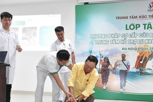 Nâng chất nhân lực phục vụ du lịch:Đào tạo để nâng chuẩn