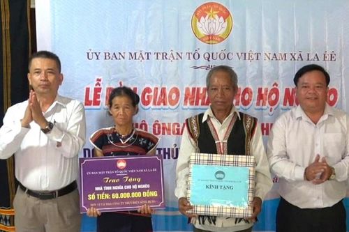 Công ty Thủy điện Sông Bung 2 hỗ trợ nhà ở cho hộ nghèo xã La Êê