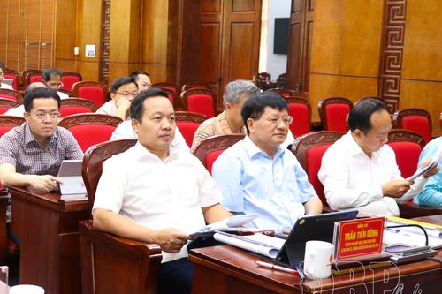 Chính phủ họp phiên thường kỳ tháng 9