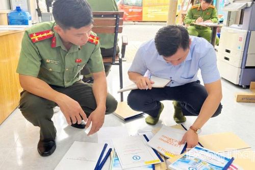 Phát hiện cơ sở photocopy sao chép trái phép 48 đầu sách giáo khoa, giáo trình