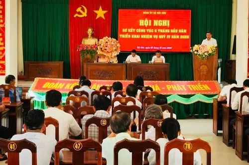 Đảng ủy xã Hội Sơn kết nạp đảng viên đạt 100% chỉ tiêu tỉnh giao
