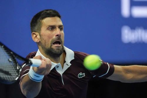 China Open: Djokovic ngược dòng vào tứ kết