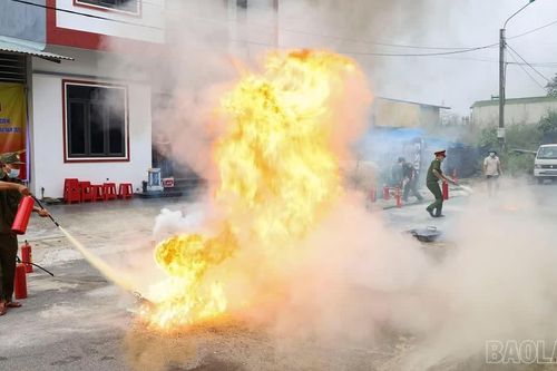 Lào Cai: Nhiều địa phương thực tập, diễn tập phương án chữa cháy, cứu nạn, cứu hộ
