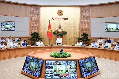 Thủ tướng chủ trì phiên họp Chính phủ thường kỳ tháng 9 và hội nghị trực tuyến với các địa phương