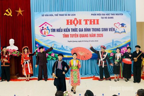Sinh viên Tuyên Quang thi tìm hiểu kiến thức gia đình