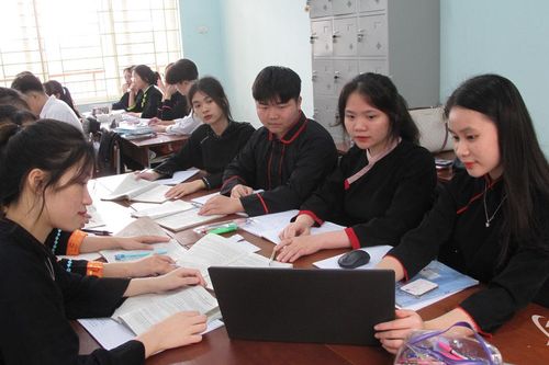 Những ngành được ưu tiên đào tạo nhân lực chất lượng cao người dân tộc thiểu số