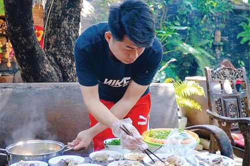 Ẩm thực Huế trong mắt bạn bè quốc tế