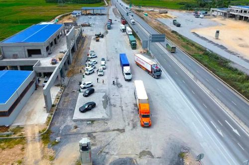 Cục Đường bộ liên tục cảnh báo, yêu cầu đẩy nhanh tiến độ 2 trạm dừng nghỉ cao tốc