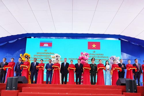 Cửa khẩu quốc tế Khánh Bình - mở rộng không gian phát triển vùng biên giới An Giang