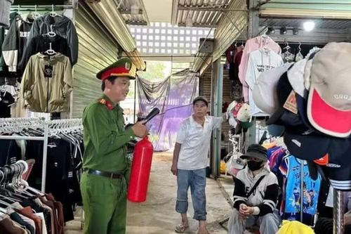 Nhiều hoạt động 'Gần dân nhất' kỷ niệm Ngày truyền thống