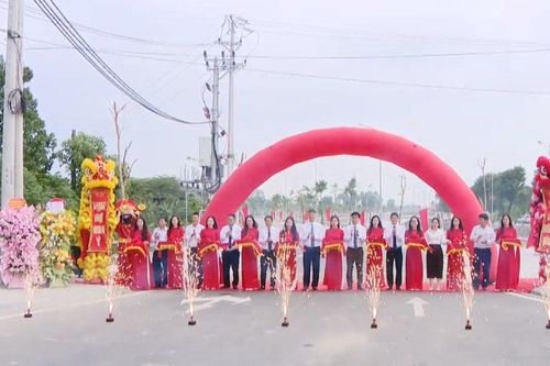 Xã Vĩnh Thanh: Khánh thành 5 công trình và khởi công dự án trọng điểm