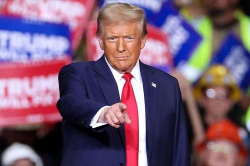 Tổng thống Trump: Mỹ sắp lấp đầy kho dự trữ dầu chiến lược