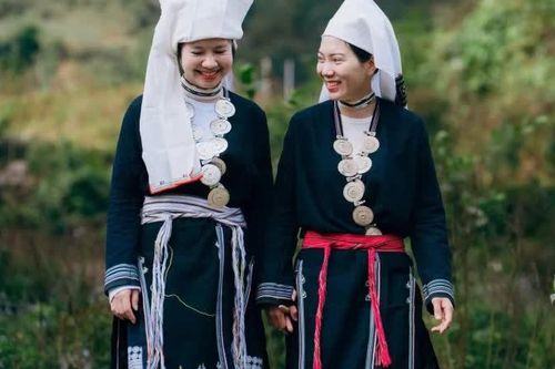 Tiếng mẹ đẻ - thanh âm làm nên bản sắc Công viên địa chất miền non nước