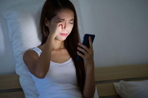 5 thói quen hàng ngày âm thầm gây hại sức khỏe, nhiều người vẫn vô tư mắc phải