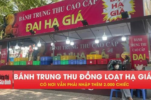 Bánh Trung thu Hà Nội giảm giá sâu, có nơi 'cháy hàng' sau rằm