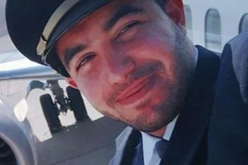 Cơ phó hãng Flydubai đã tấn công cơ trưởng bằng rìu và âm mưu 'tấn công khủng bố'