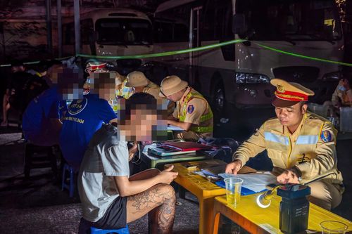 24 'quái xế' bị CSGT Hà Nội xử lý trong đêm