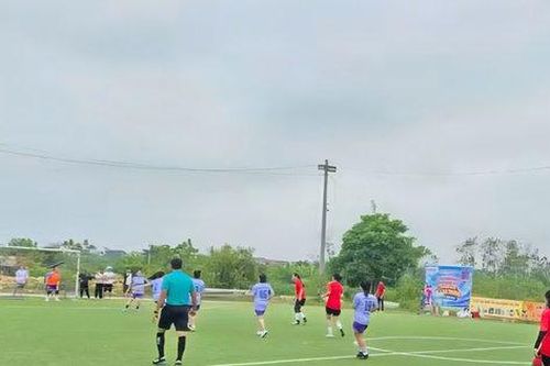 Bóng đá nữ lan tỏa ở Hát Môn