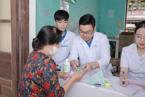 Huế đưa y tế dự phòng về trạm y tế, phòng bệnh chủ động từ cơ sở