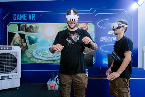 Khám phá không gian trải nghiệm game tại Lễ hội Văn hoá thế giới tại Hà Nội lần thứ hai