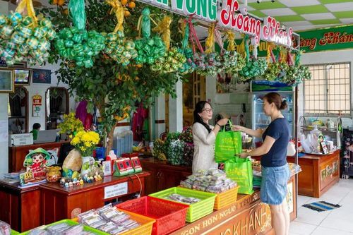 Đất sen hồng xây thương hiệu nghề truyền thống
