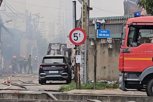 [Video] Cảnh báo nguy cơ cháy nổ trong những ngày mưa ngập kéo dài
