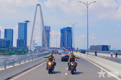 Lấy ý kiến về quản lý, sử dụng thiết bị phát tín hiệu của xe quân sự được quyền ưu tiên