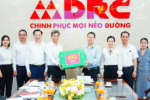 Chủ tịch UBND TP Đà Nẵng thăm và làm việc tại DRC