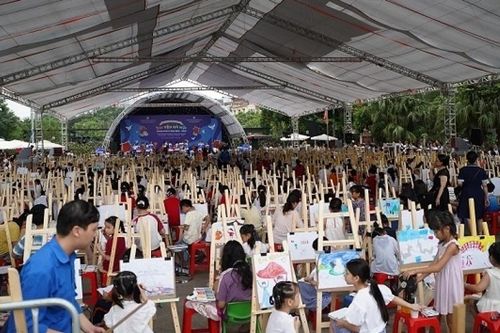 'Nét vẽ' Hà Nội qua lăng kính thiếu nhi Việt Nam và quốc tế