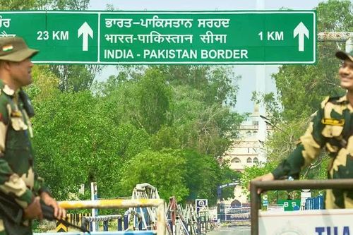 Ấn Độ, Pakistan triệu tập quan chức ngoại giao của nhau sau vụ đụng độ biên giới