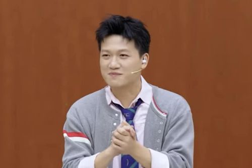 MC Trần Ngọc chia tay 'Anh trai vượt ngàn chông gai' sau tập 14