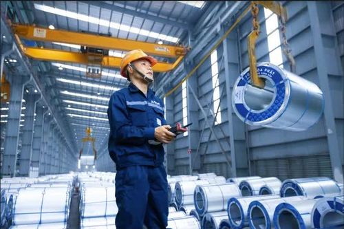 Sau 9 tháng tăng trưởng 9,01%, Việt Nam bước vào 'đường đua' 2 con số
